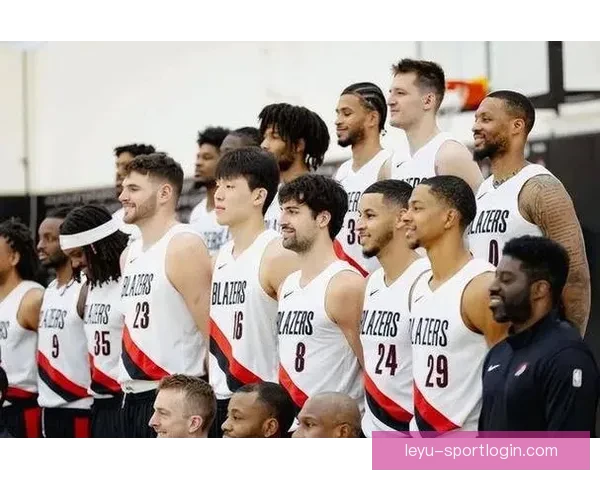 开拓者紧急召回杨瀚森 G联赛16战率队首进西部半决赛自评仅60分展潜力